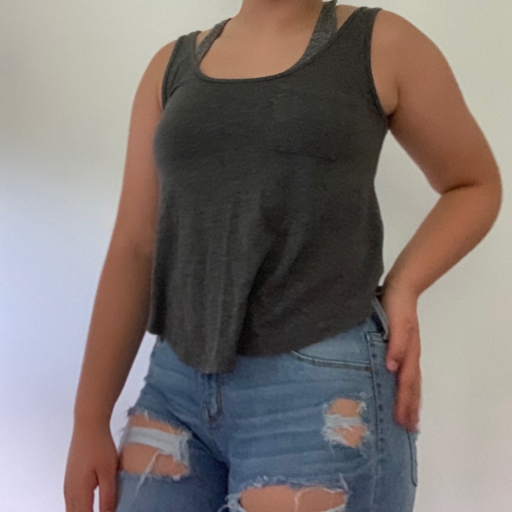 grey zip up tank top